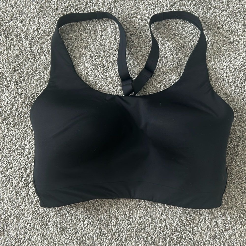 Athleta Sports bra with clasps
